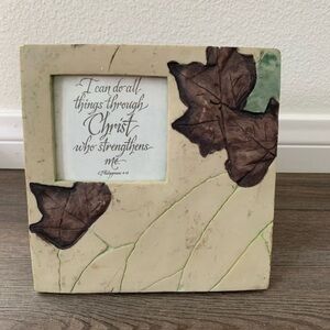 Inspirational Leaf Design Photo Frame